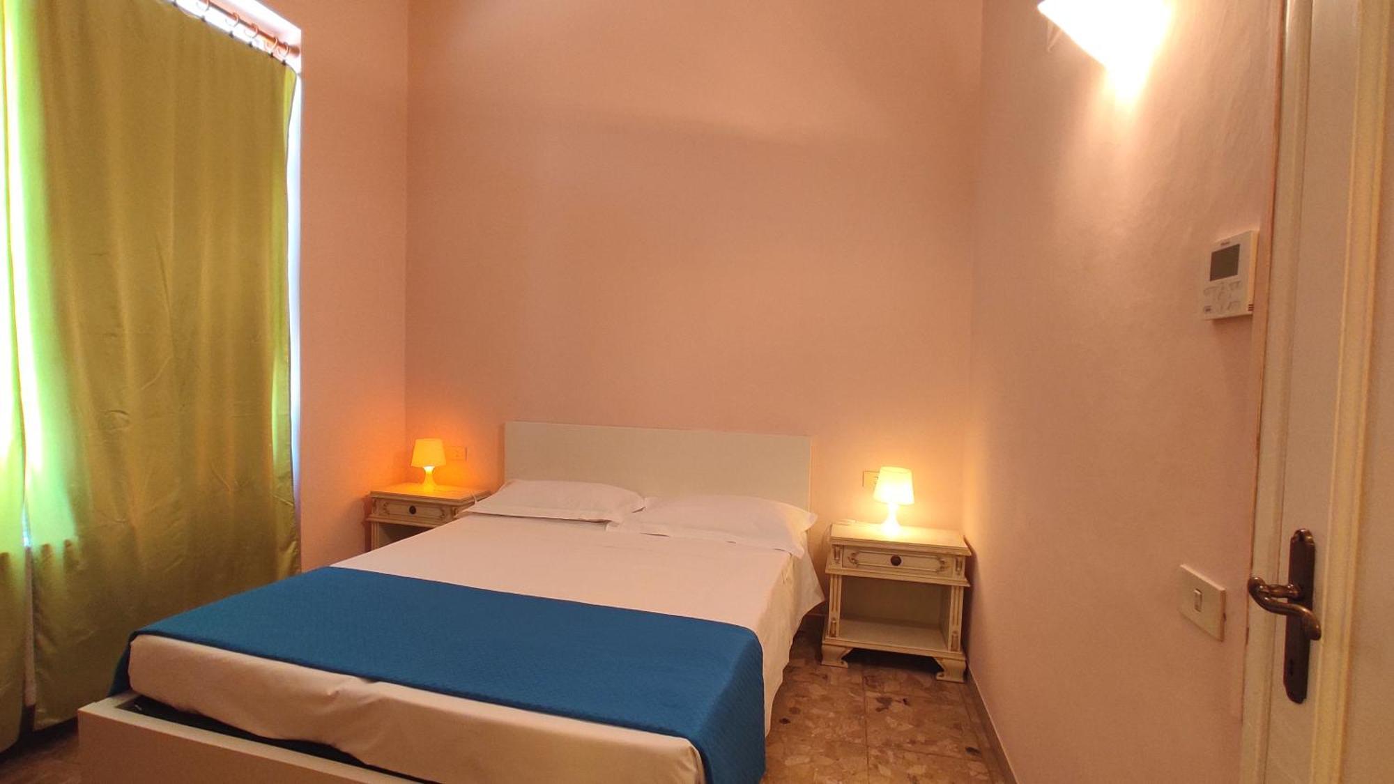 Hotel Rita Major Florence Room photo